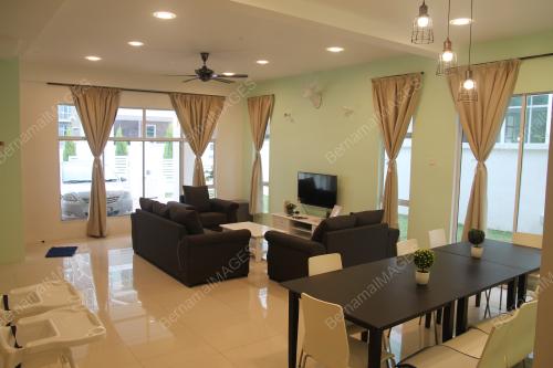 FEA02_14022019_HOMESTAY