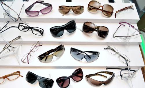 FEA02_14032012_EYE_CARE