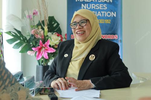 SAFIAH SUTAN TAHARUDIN
