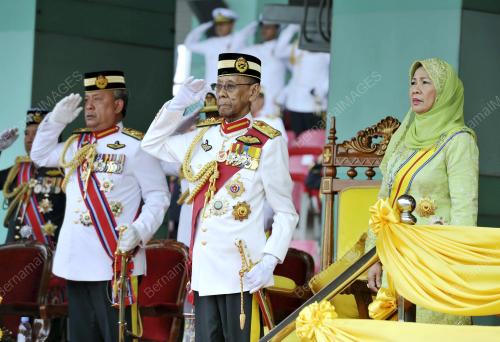 FEA02_16112016_AGONG