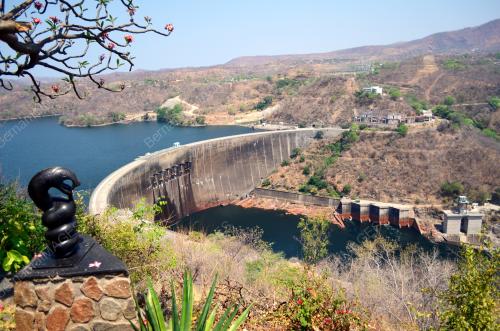FEA02_20112012_ZIMBABWE