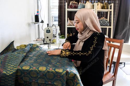 KARYA SONGKET