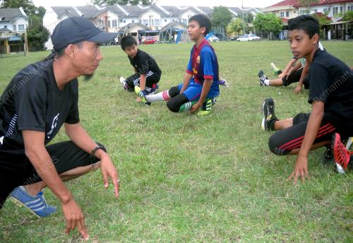 FEA02_25022013_BELIA