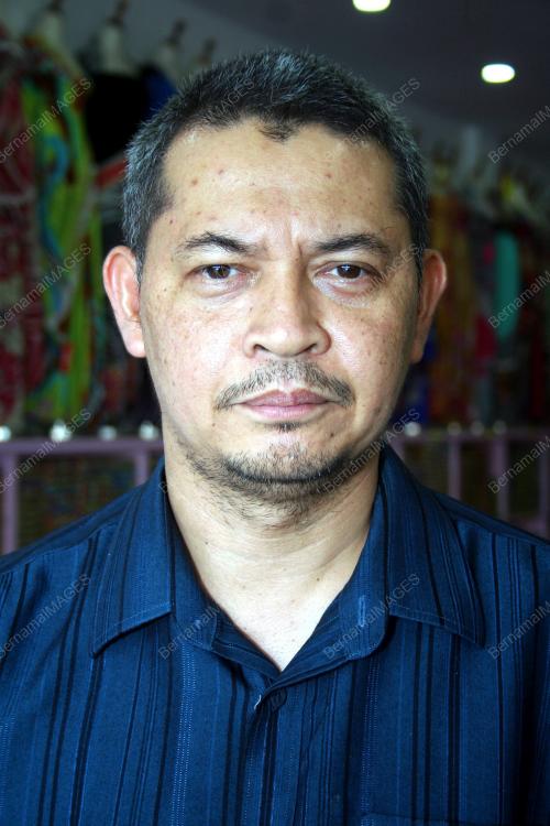 FEA02_26082014_BATIK