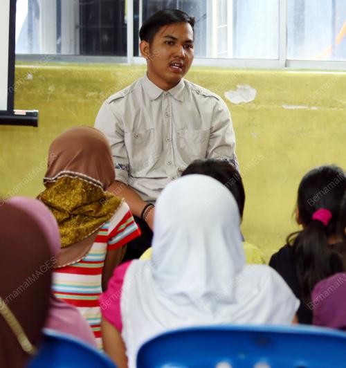 FEA02_27072015_KISAH_AZIZ