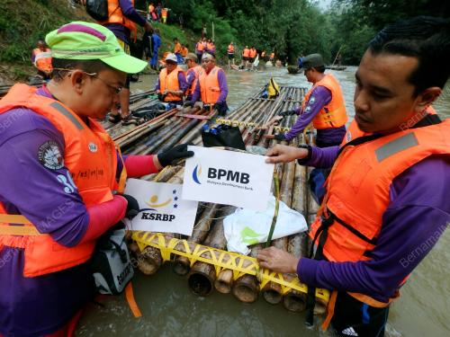 FEA03_02122015_RAFTING