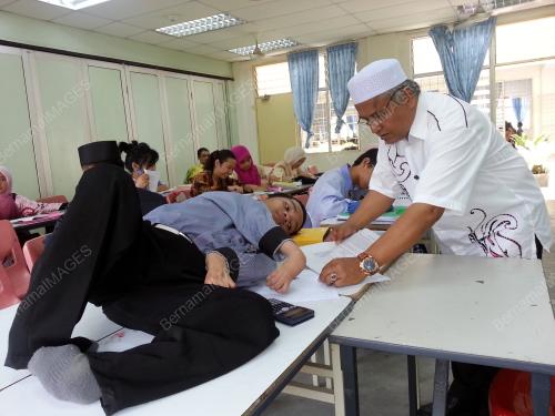 FEA03_05082013_MOHD_ZAHRIN