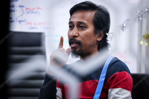 MUHAMMAD HAFEEZ HUSIN