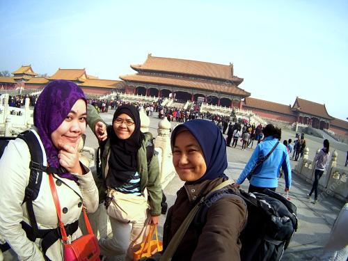 FEA03_11032015_BACKPACKER