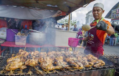FEA03_15062017_LEMAK_BAKAR