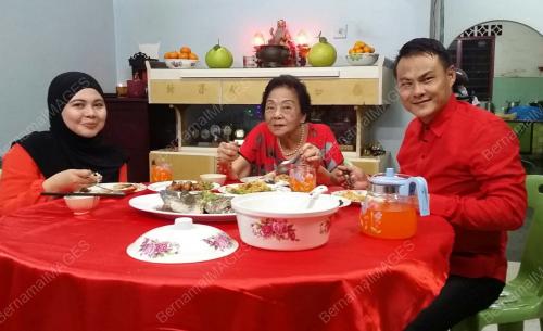 FEA03_18022015_MEE_SUAH