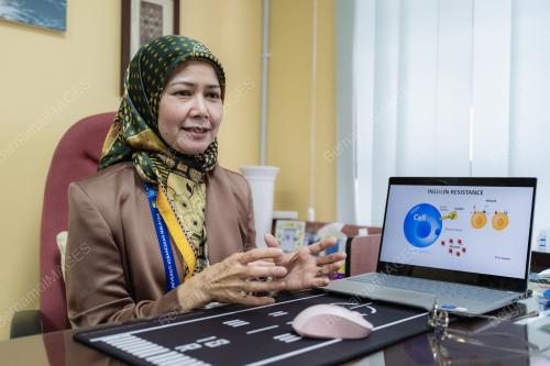 PROFESOR DR. NORLAILA MUSTAFA