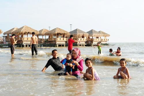 FEA03_27042012_BERNAMA