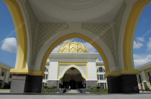 FEA03_29032012_ISTANA