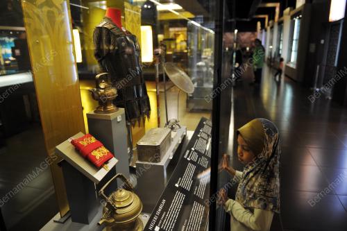 FEA04_04102013_MUZIUM