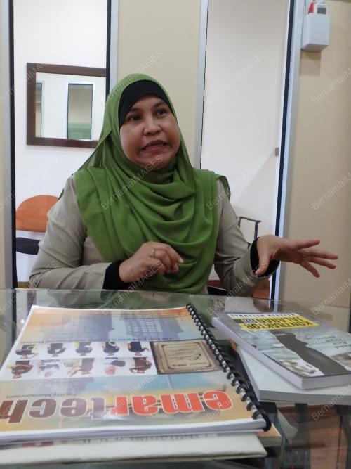 FEA04_06122017_ANUGERAH