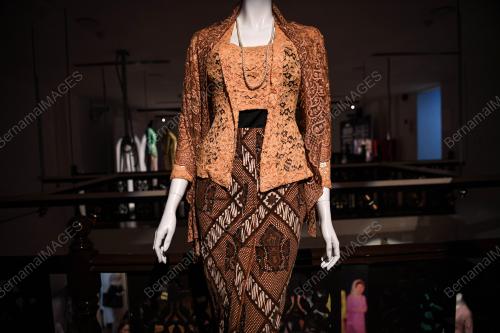 PAMERAN RAHSIA KEBAYA