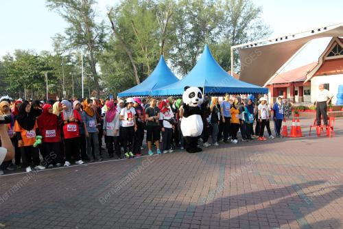 FEA04_11072013_LARIAN_PENYU