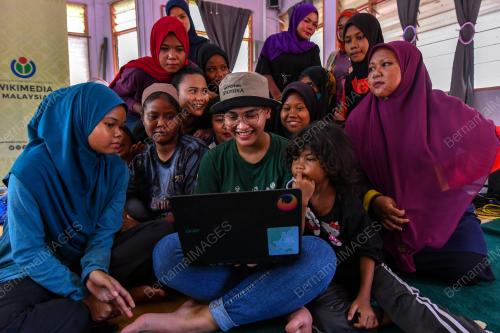 BAHASA ORANG ASLI MENDRIQ