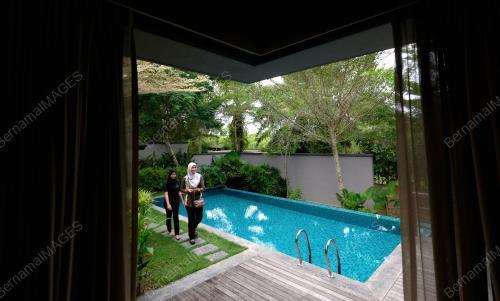 FEA04_16072018_MANGGALA