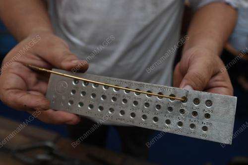 FEA04_19022019_TUKANG_EMAS