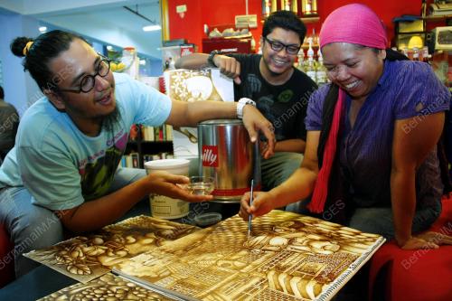 FEA04_23072012_PELUKIS_KOPI_3