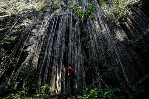 EKSPEDISI LEMBAH TANUM