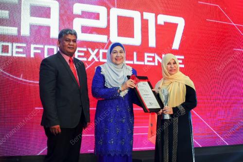 FEA05_06122017_ANUGERAH