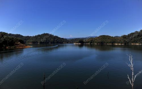 FEA05_10042014_ROYAL