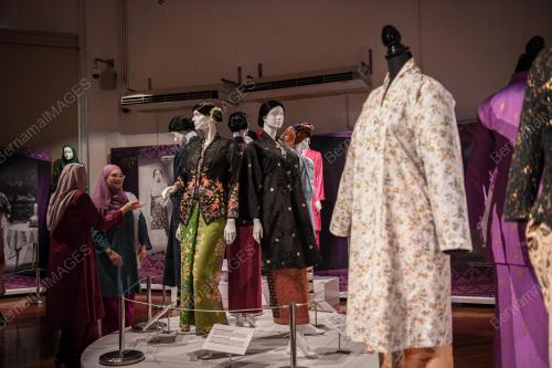 PAMERAN RAHSIA KEBAYA