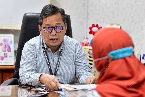 DATUK DR ZAINUDIN MD ZIN