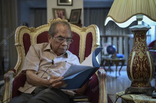 TAN SRI SALLEHUDDIN MOHAMED