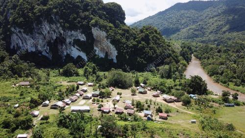 KAMPUNG BERING