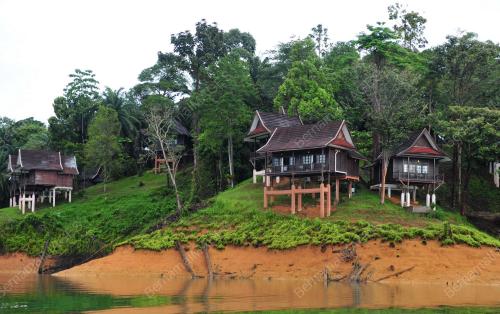 FEA05_18012013_LAKE_KENYIR