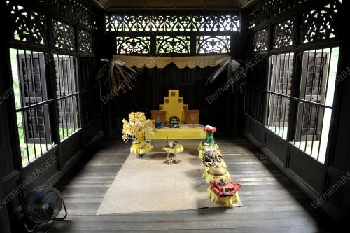 FEA05_23072016_RUMAH_LAMA