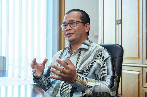 DR AZMIR MOHD YUNUS