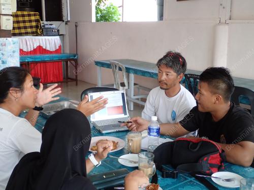 FEA06_02092015_DUGONG