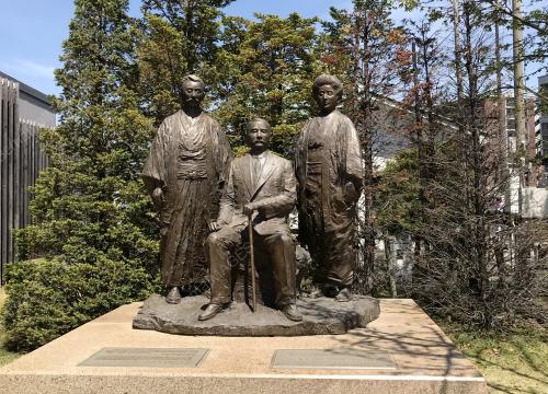 NAGASAKI BECKONS FOREIGN VISITORS