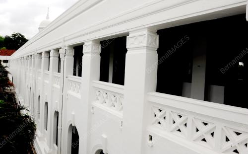 FEA06_13092016_BANGUNAN_SEJARAH