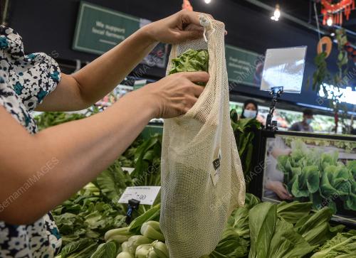LOCAL SUPERMARKET CHAINS HEAD TOWARDS ZERO-PLASTIC USAGE