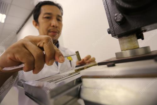 PROSES AWET DOKUMEN OLEH ARKIB