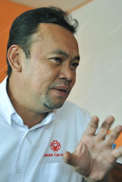 FEA06_24022012_TUN_RAZAK