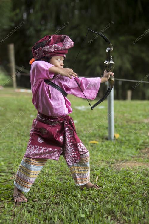 FEA06_25072014_TRADISIONAL
