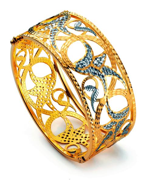 FEA06_31122012_GELANG