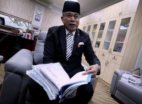 DATUK NAZIM MOHD ALIM