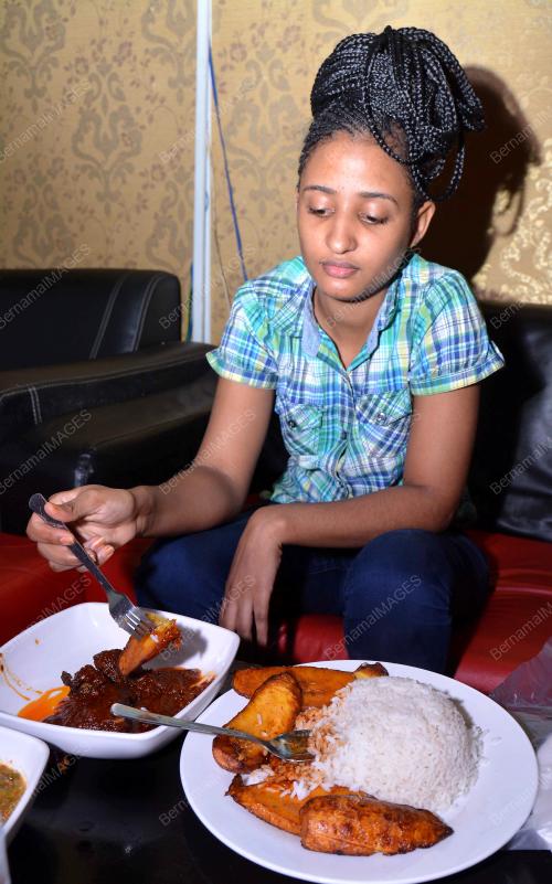 FEA08_05102015_RESTORAN-AFRIKA