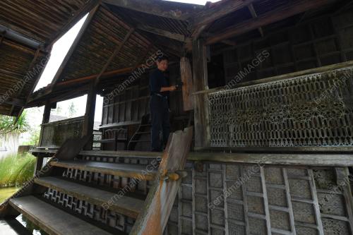 FEA08_08022019_RUMAH_TRADISIONAL