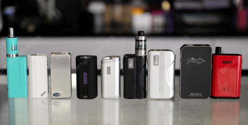 FEA08_26112015_VAPE