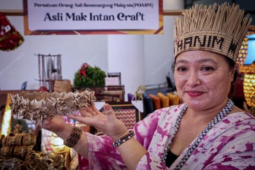 HANIM APENG
