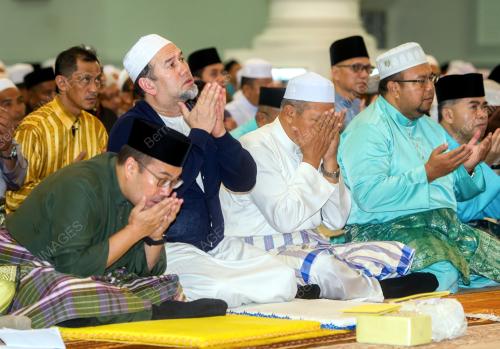 FEA09_13122016_AGONG